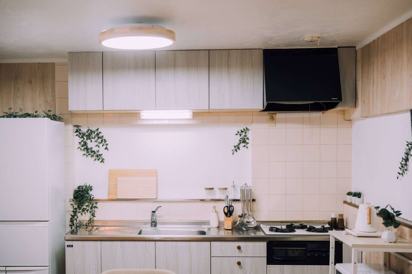 Osaka Castle House — Minimalist fully equipped kitchen