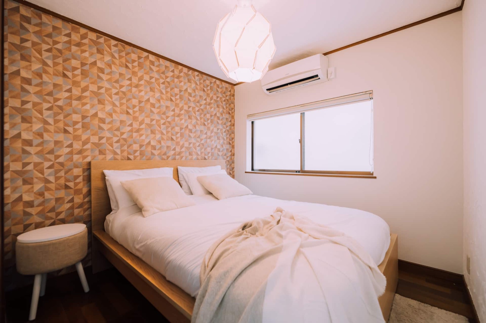 Osaka Castle House — Bedroom 1 — double bed