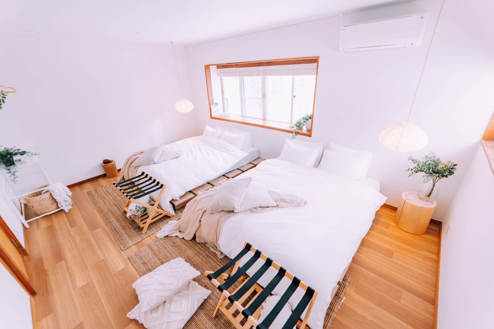 Hakuba Lodge — Bedroom 1