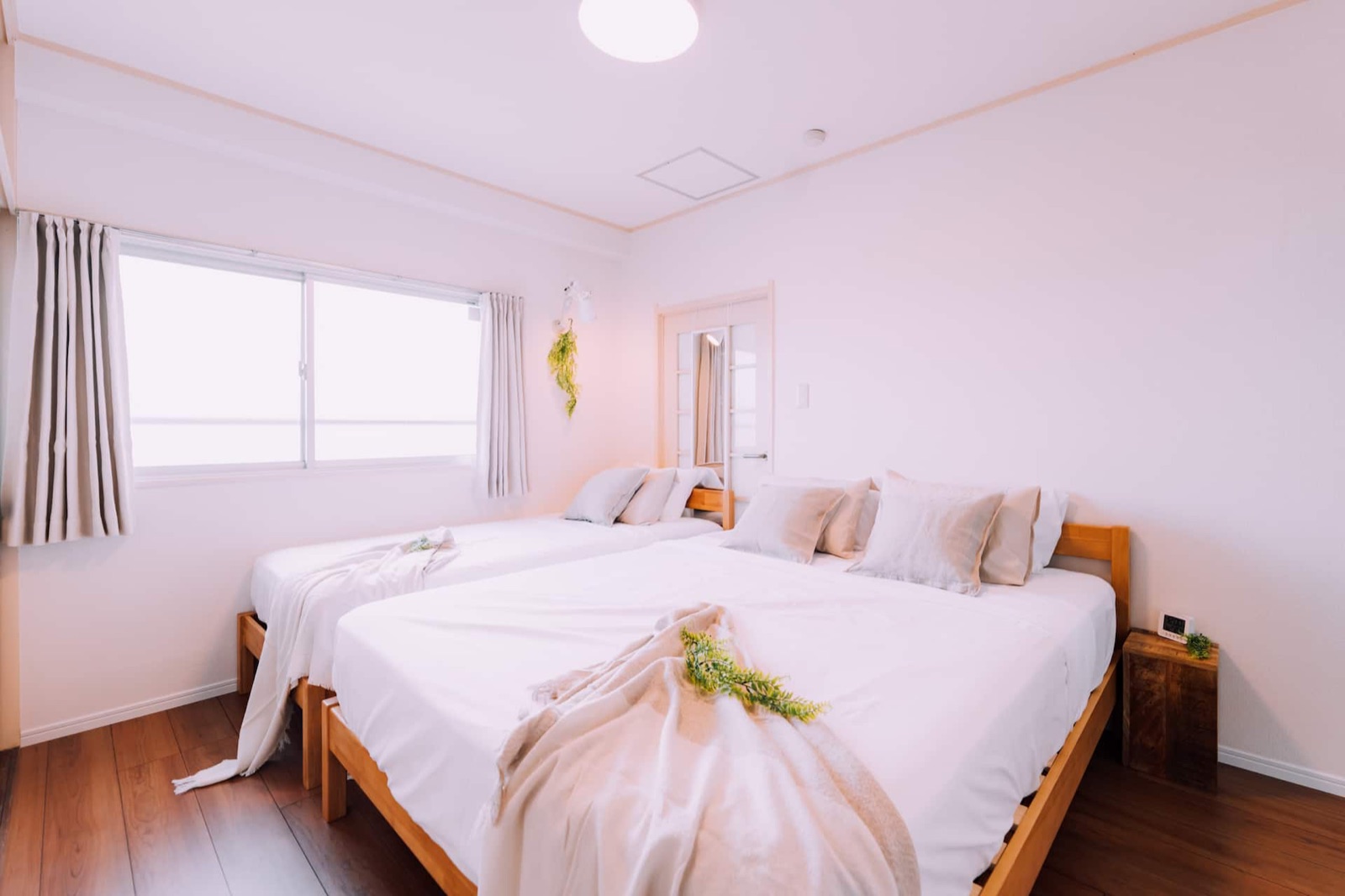 mini hakata — 1BR in Hakata — living room