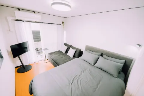 Nakasu 102 — Bedroom